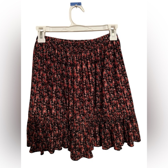 Zara Black and Pink Floral Mini Skirt - Picture 2 of 4